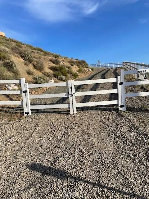 Perris, CA 92570,20825 Lakemount