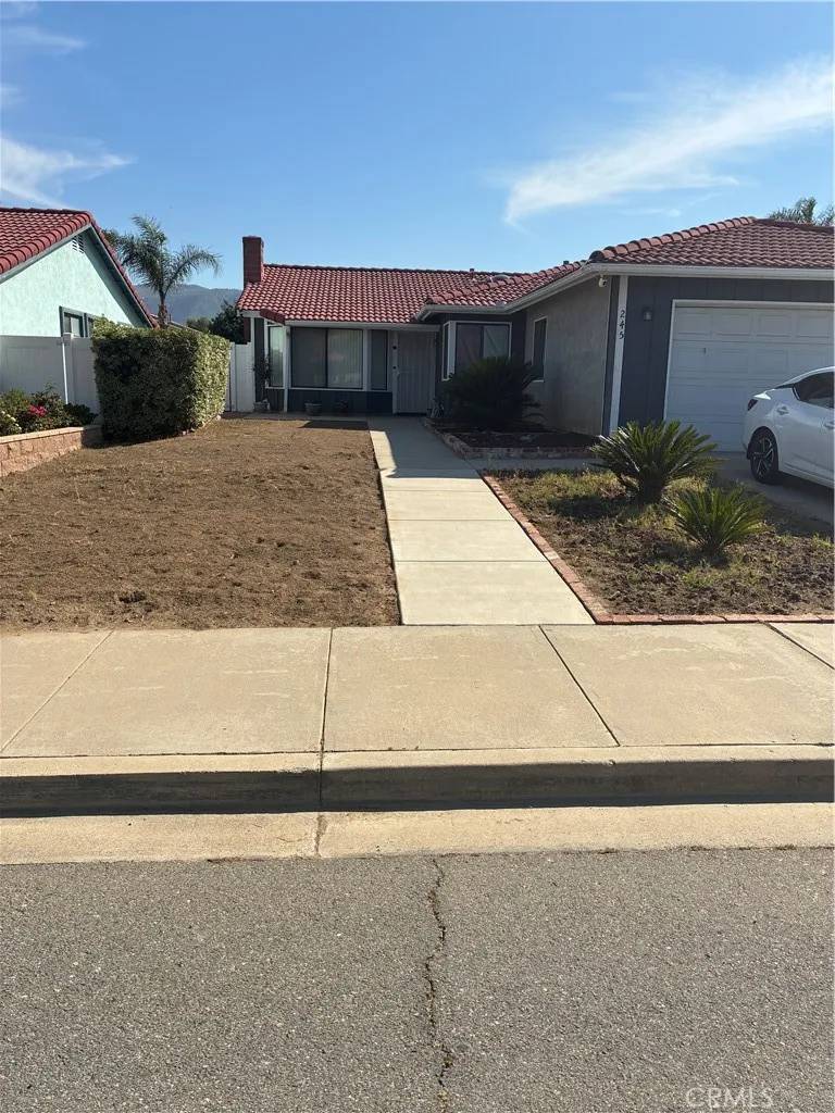 Lake Elsinore, CA 92530,245 Broadway Street