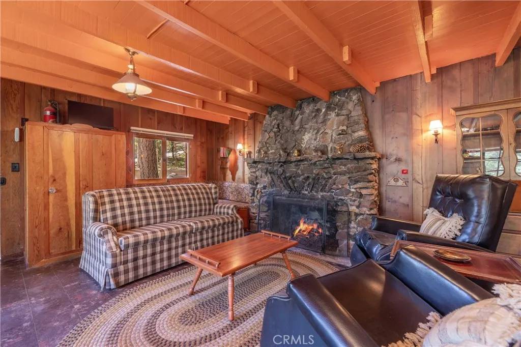 Arrowbear, CA 92382,32825 Deer Lick Drive