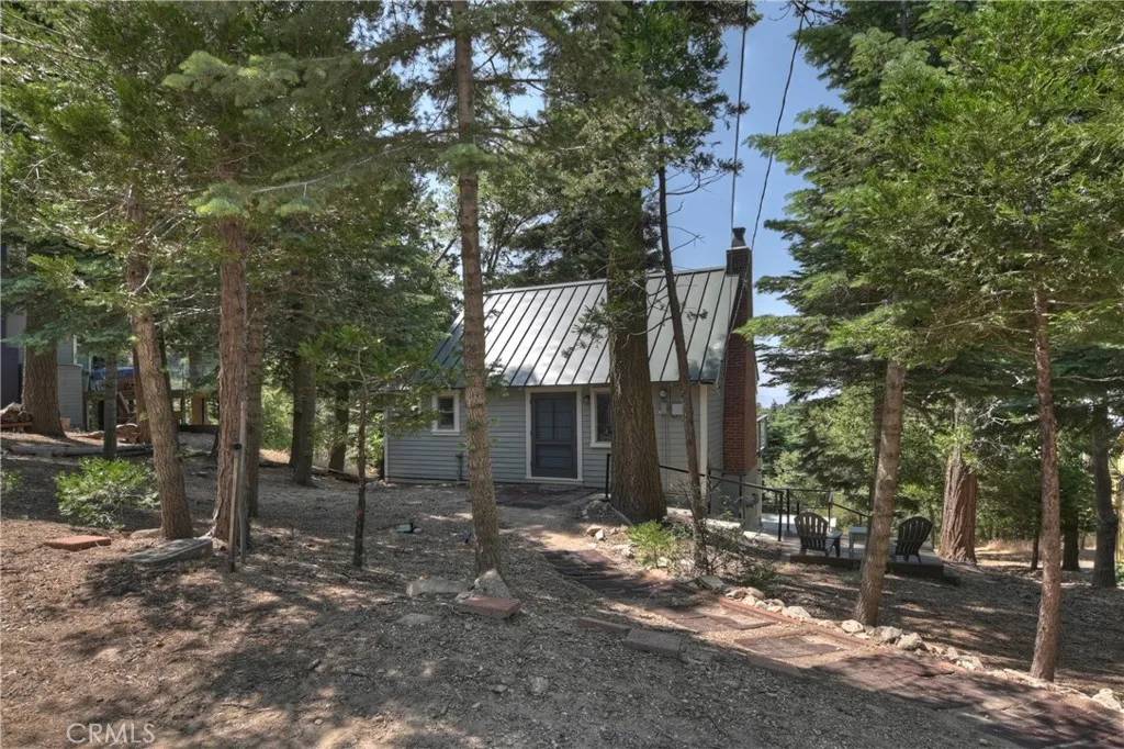 Twin Peaks, CA 92391,1040 Mile High Road