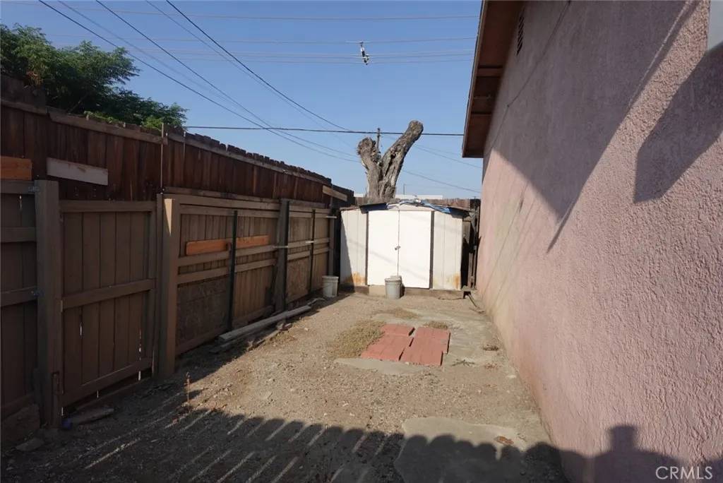 Corona, CA 92879,1063 Quarry Street