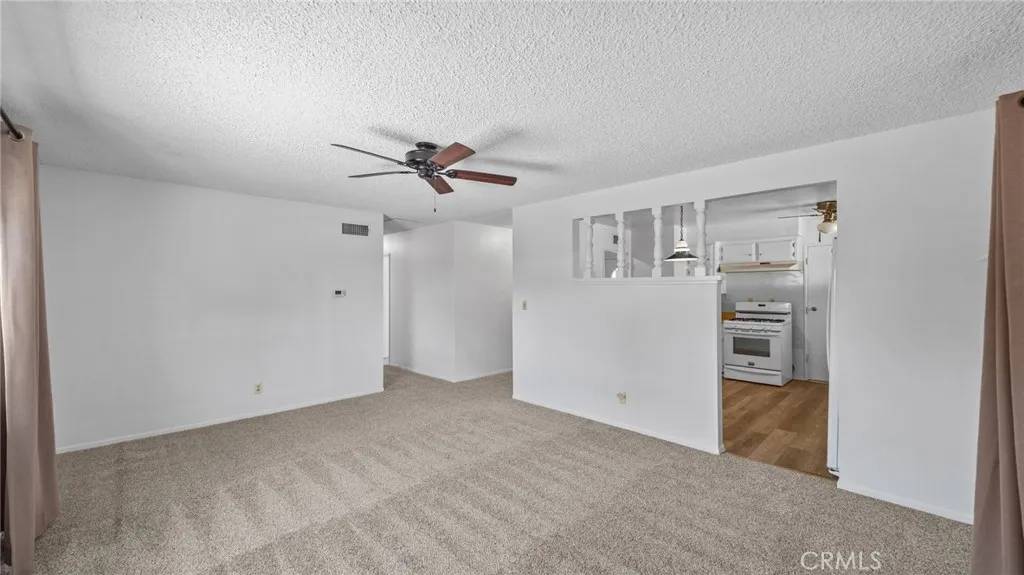Redlands, CA 92374,907 Thomas Avenue