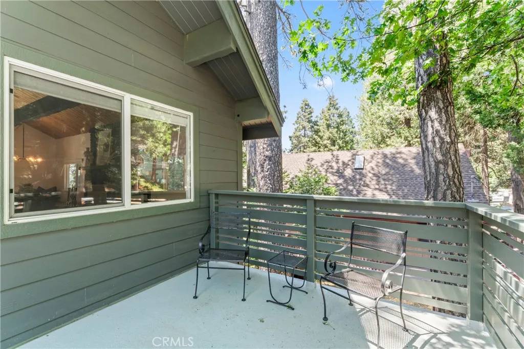 Crestline, CA 92325,1016 Berne Drive