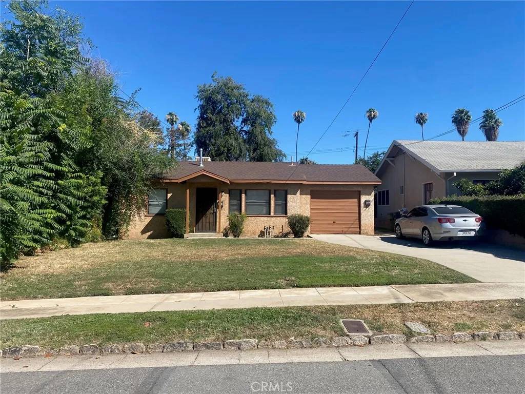 Redlands, CA 92373,624 Linda Place
