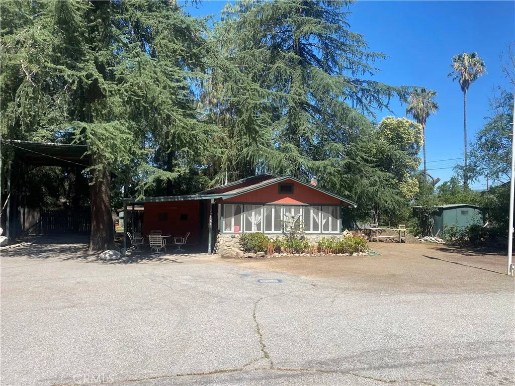 Mentone, CA 92359,2736 Mill Creek Road #1/2