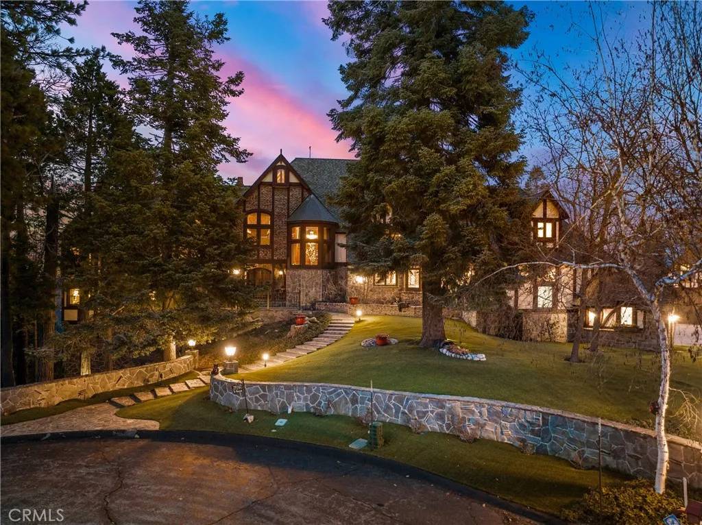 Lake Arrowhead, CA 92352,29162 Bald Eagle Ridge
