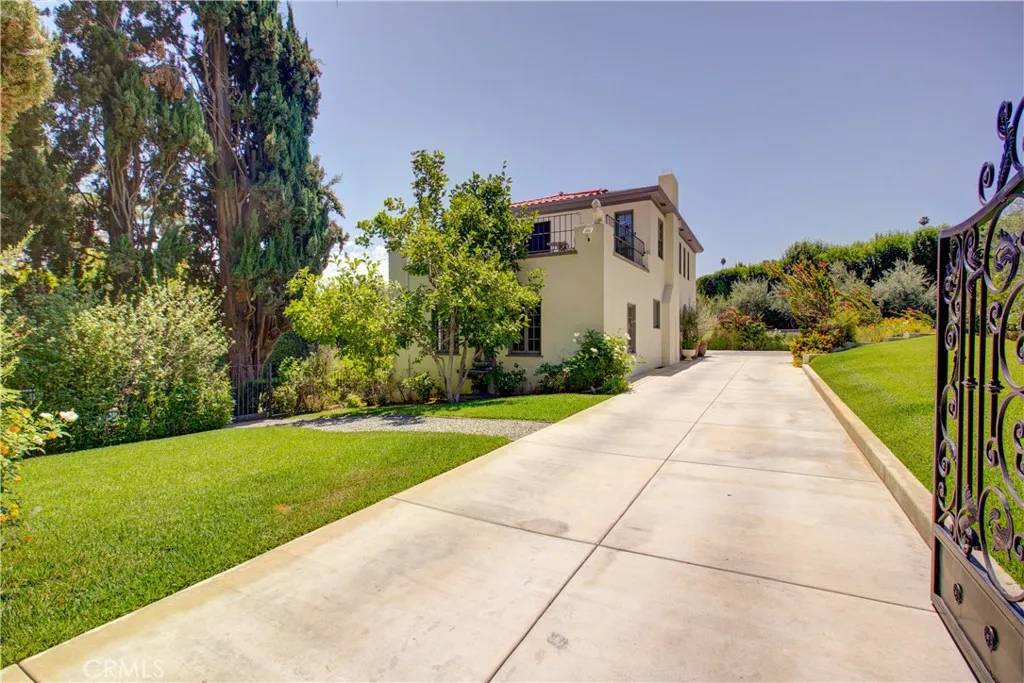 Redlands, CA 92373,1205 W Highland
