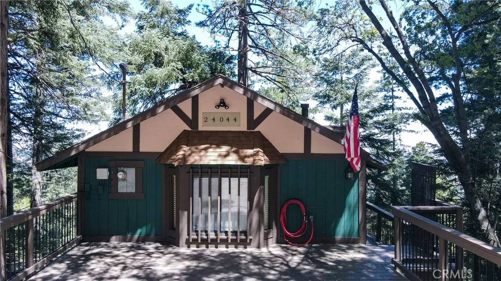 Crestline, CA 92325,24044 Skyland Drive