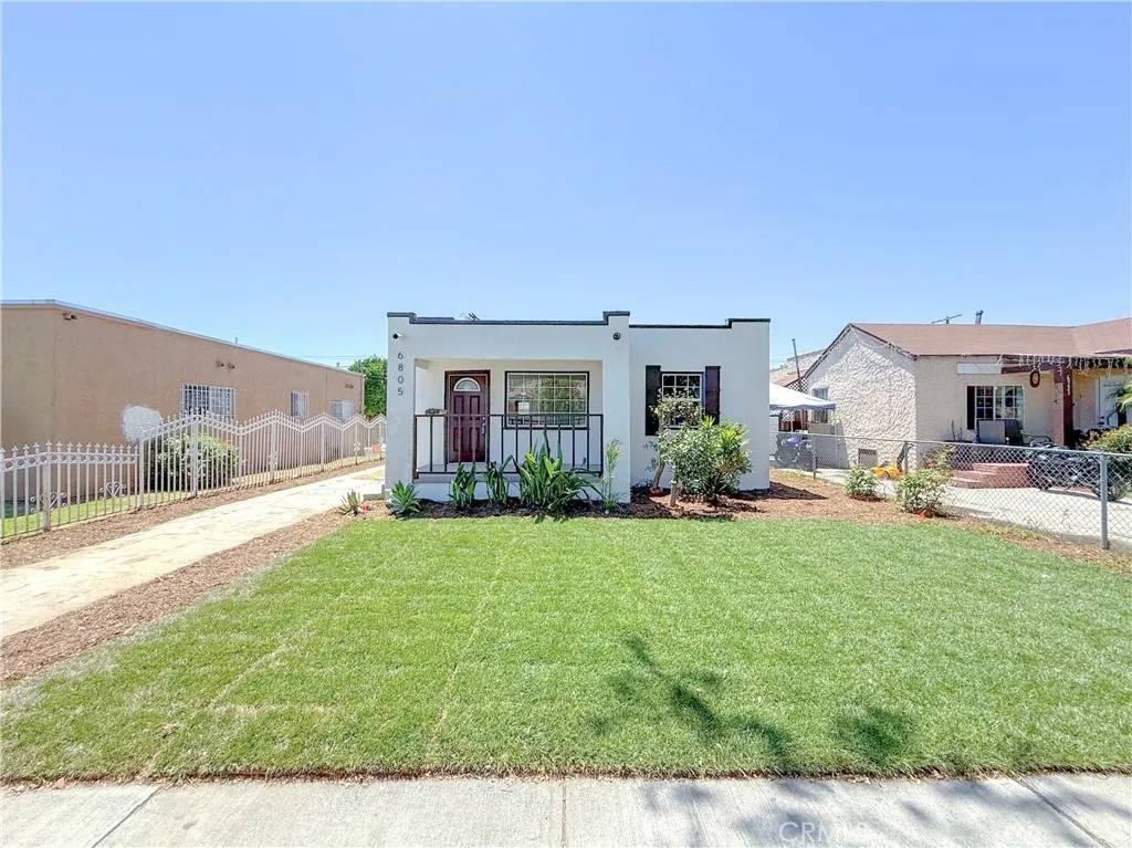 Huntington Park, CA 90255,6805 Arbutus Avenue