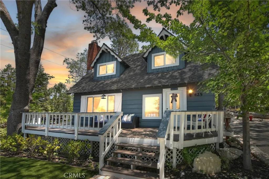 Lake Arrowhead, CA 92352,425 Heliotrope Drive