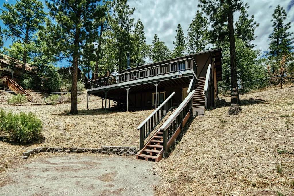 Big Bear Lake, CA 92315,43114 Monterey Street