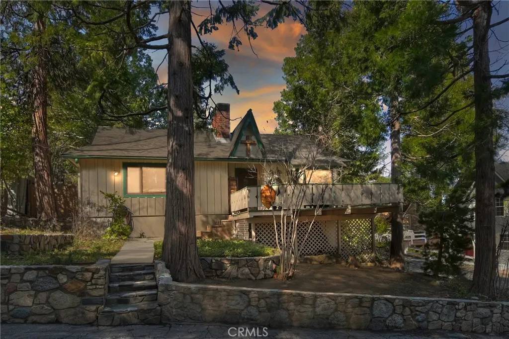 Lake Arrowhead, CA 92352,292 Heliotrope Drive