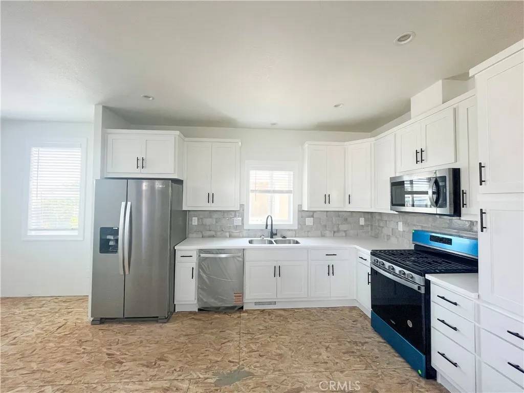 Pomona, CA 91767,301 E Foothill #58