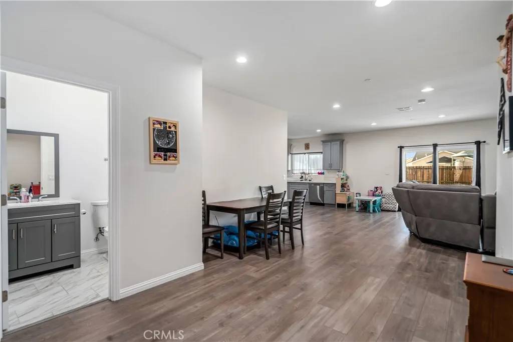 California City, CA 93505,10121 Margery Avenue