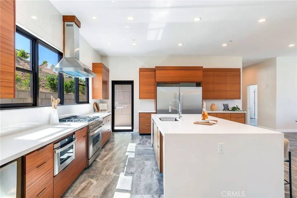 Redlands, CA 92373,1922 Edgefair Lane