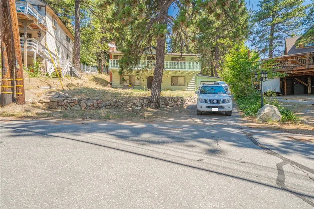 Running Springs, CA 92382,31776 Panorama Drive
