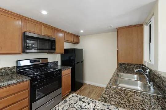 Riverside, CA 92507,1313 Massachusettes Avenue #203