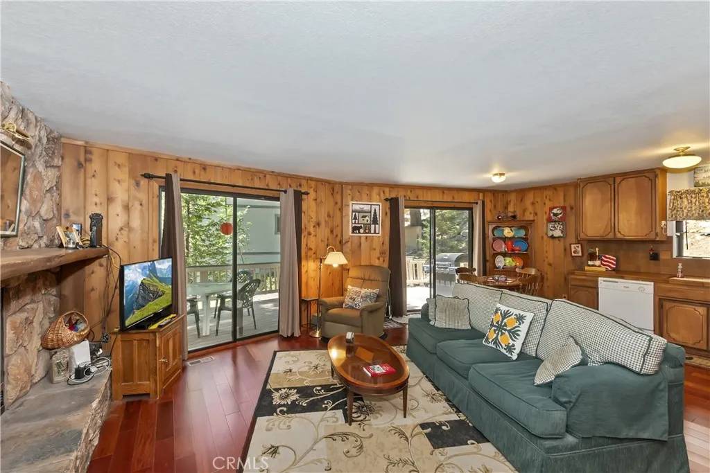 Twin Peaks, CA 92391,305 Cedarbrook Drive