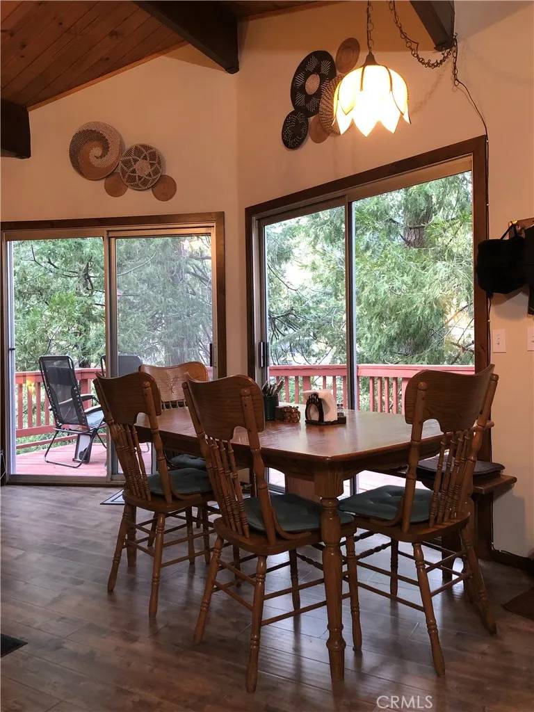 Twin Peaks, CA 92391,26126 Boulder Lane