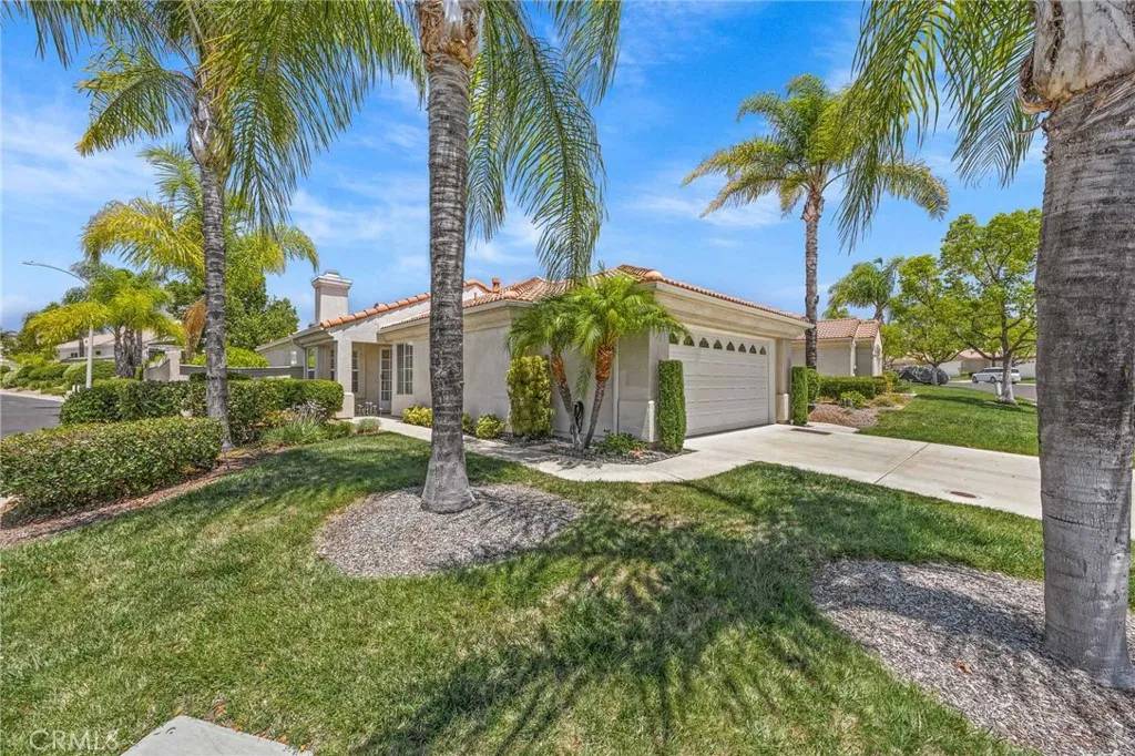 Murrieta, CA 92562,40311 Via Ambiente