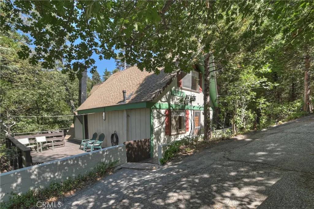 Lake Arrowhead, CA 92352,271 Fremont Road