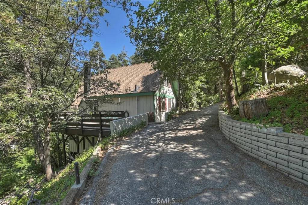 Lake Arrowhead, CA 92352,271 Fremont Road
