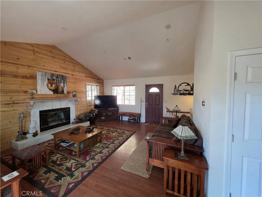 Lake Arrowhead, CA 92391,26478 Thunderbird Drive