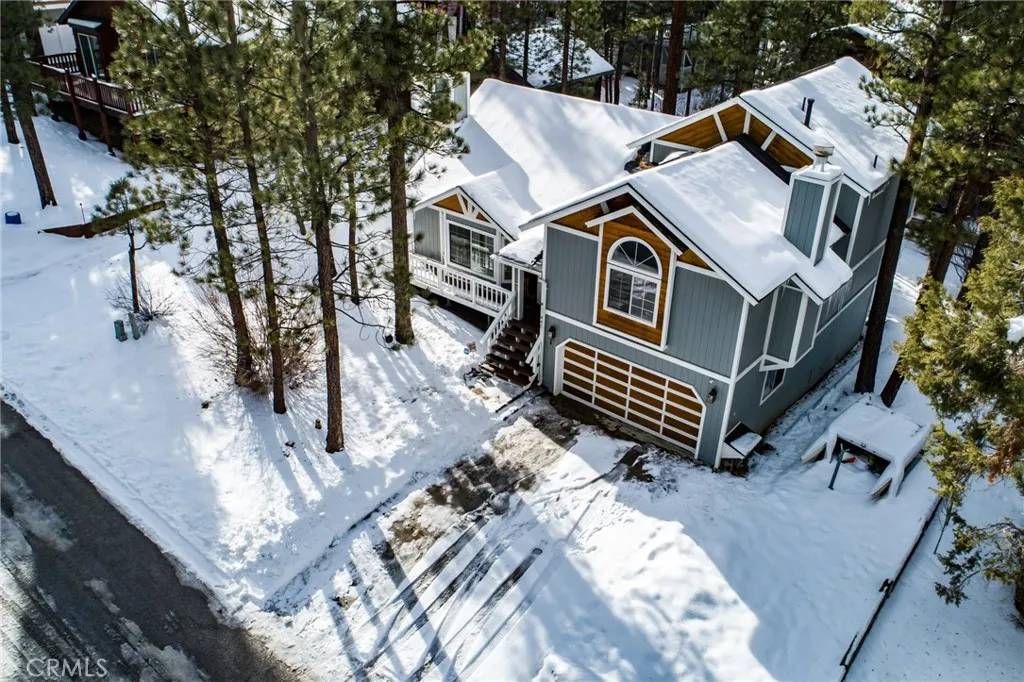 Big Bear City, CA 92314,445 Salem Drive