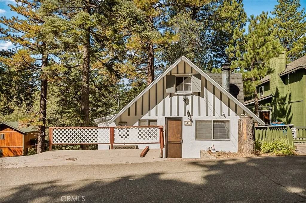 Arrowbear, CA 92382,2412 Ridge Drive