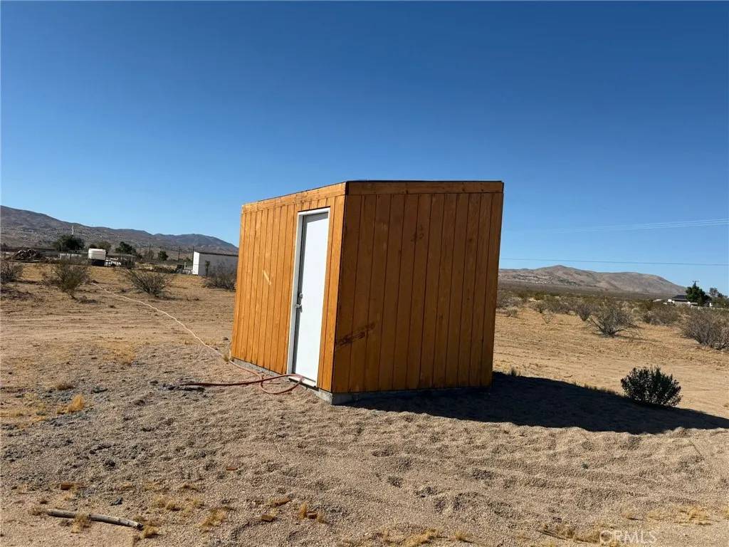 Apple Valley, CA 92308,25733 Lancelet St