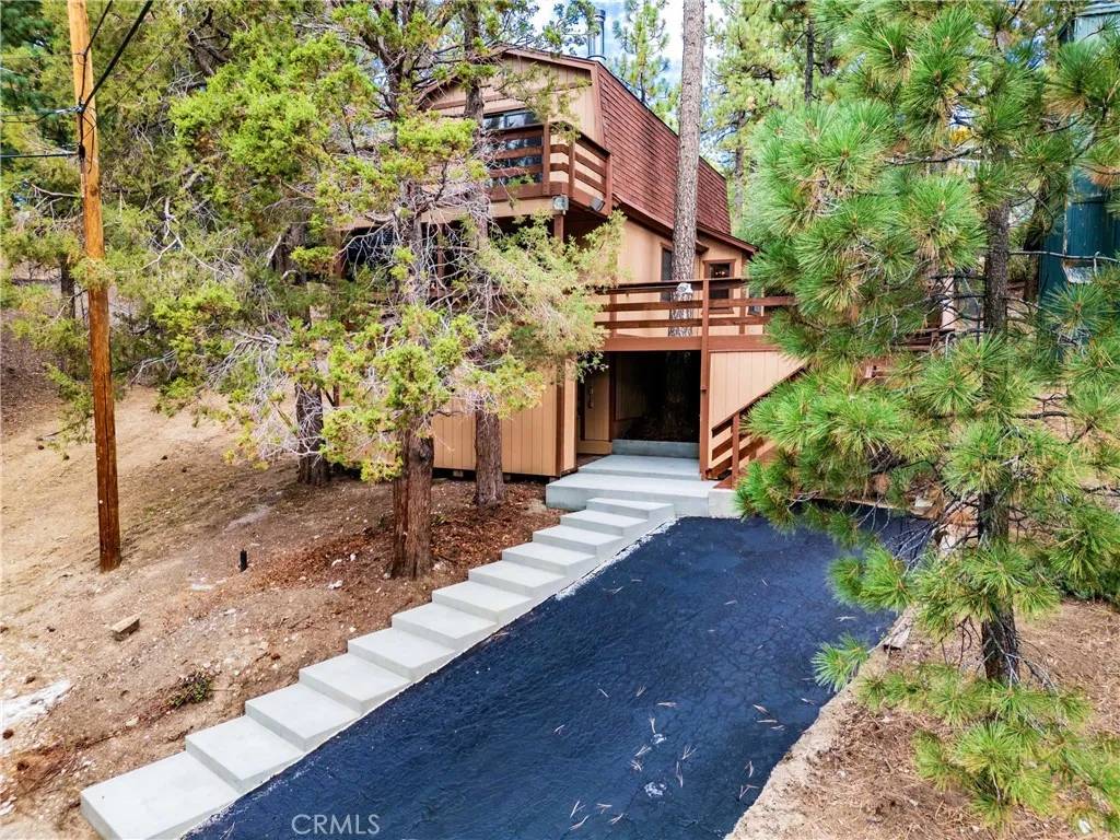 Big Bear Lake, CA 92315,42704 Alta Vista