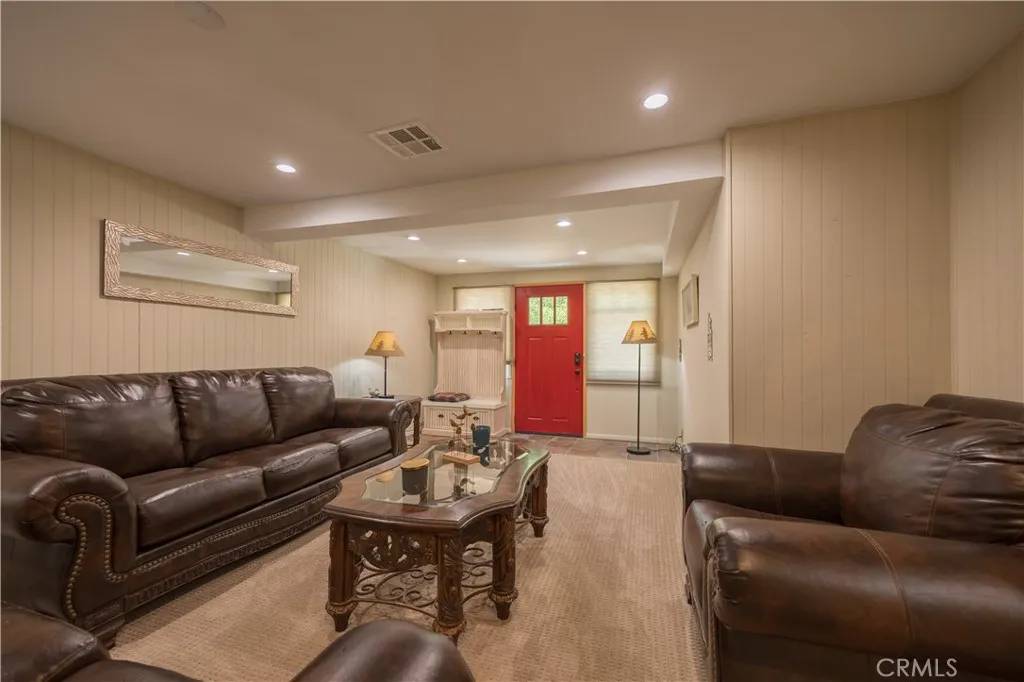 Big Bear Lake, CA 92315,195 Elgin Boulevard