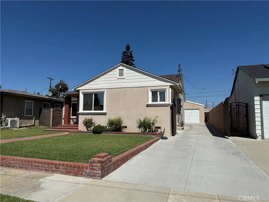 Bellflower, CA 90706,9127 Hargill