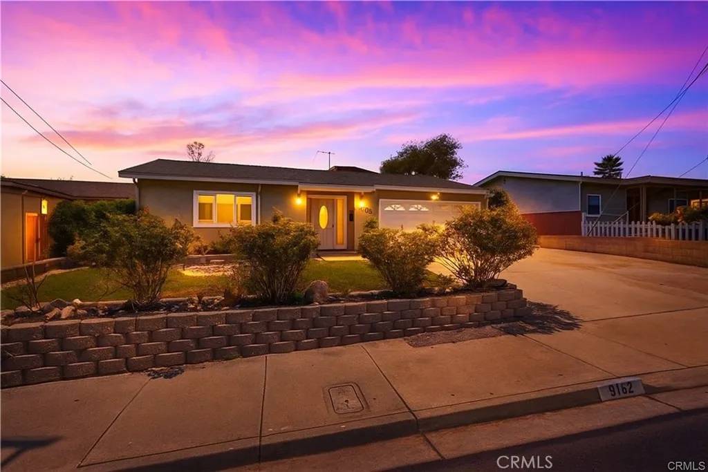 Lakeside, CA 92040,9152 Lakeview Road