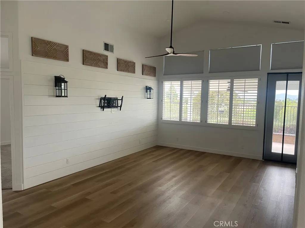 Murrieta, CA 92562,40518 Via Tapadero