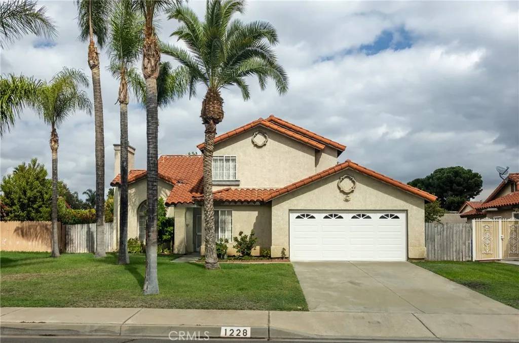 Bloomington, CA 92316,1228 W Woodcrest Street