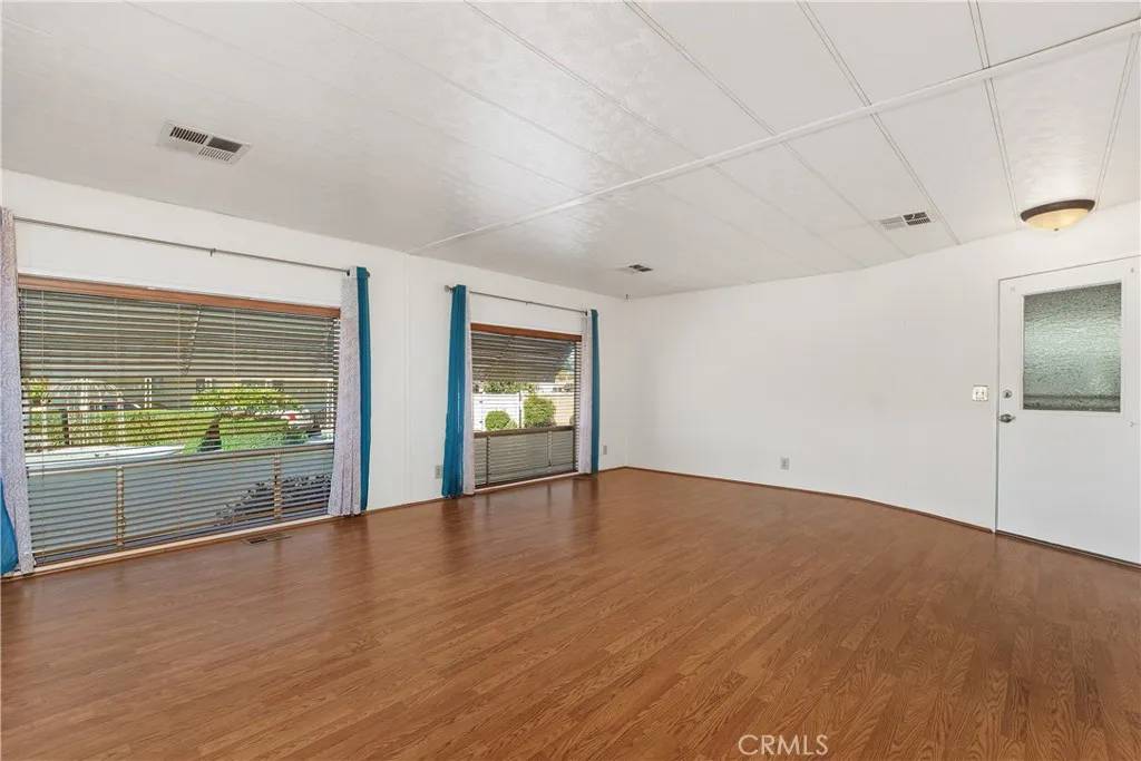 Redlands, CA 92374,1251 Lugonia #54