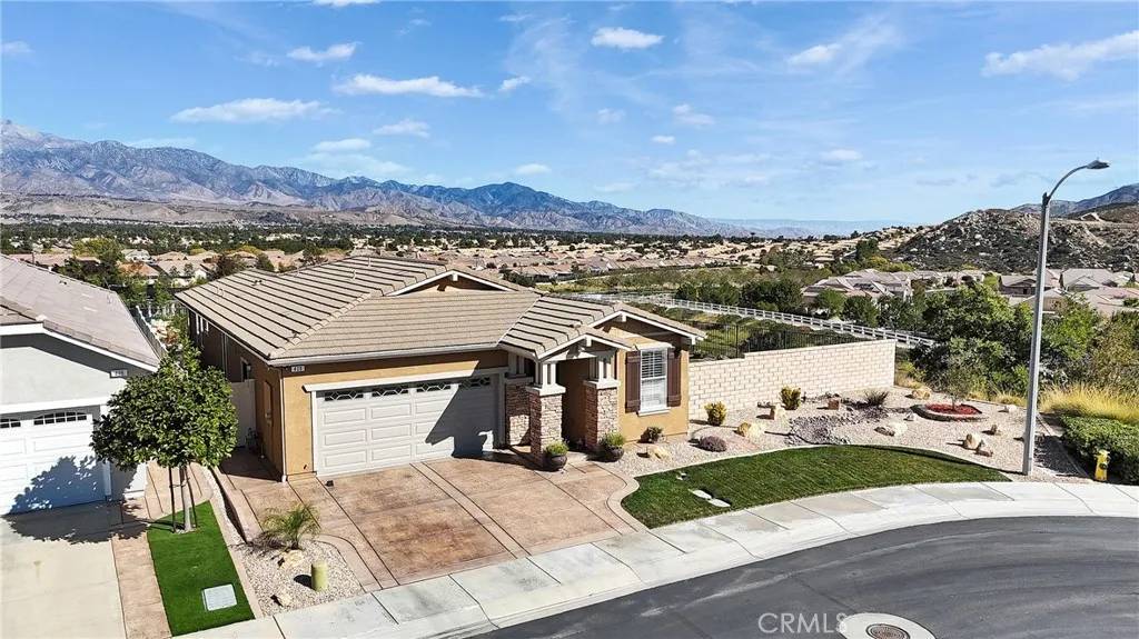 Beaumont, CA 92223,428 Saddlerock