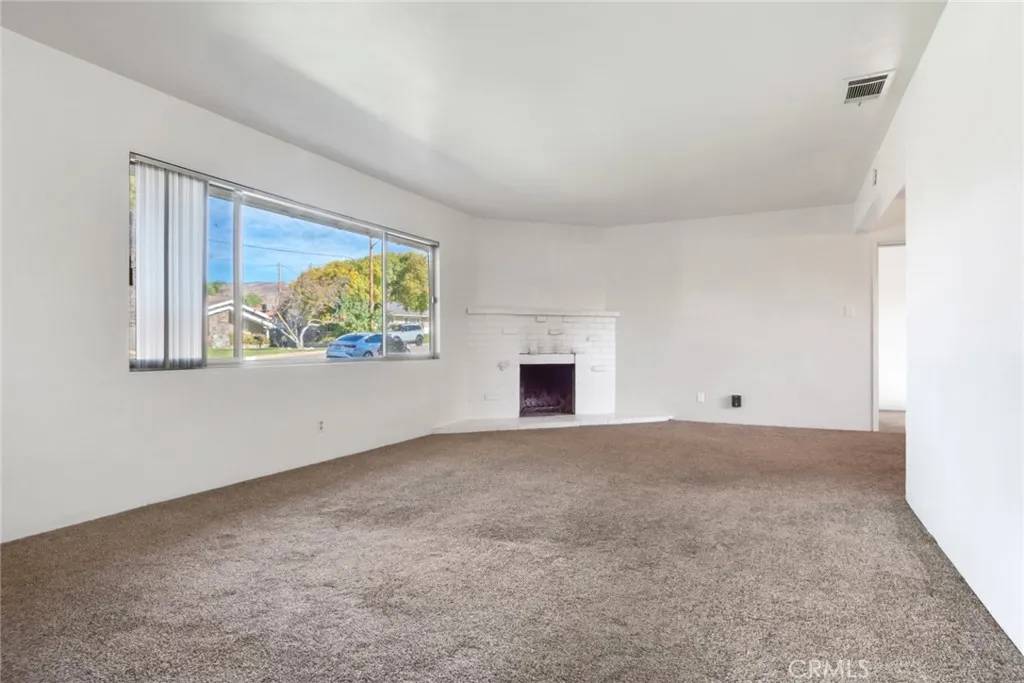 Yucaipa, CA 92399,11775 Auburn Avenue