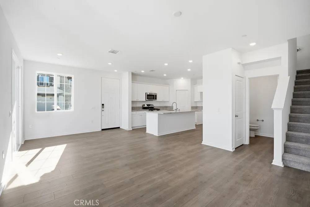 Winchester, CA 92596,29388 Oceanside Drive