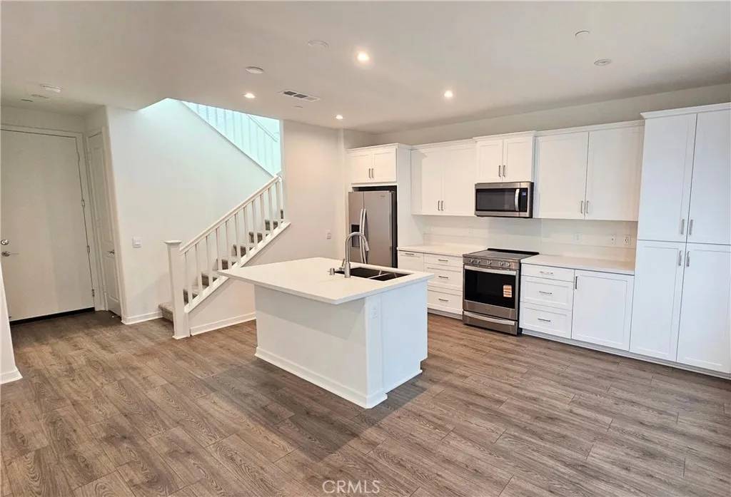 Fontana, CA 92336,16064 Esparza Lane