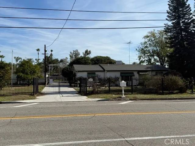 Bloomington, CA 92316,10573 Larch