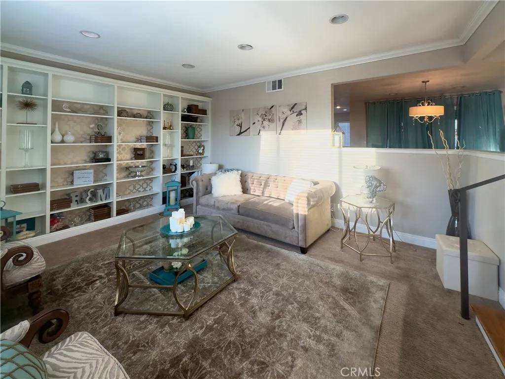 Carson, CA 90746,17222 Wall Street