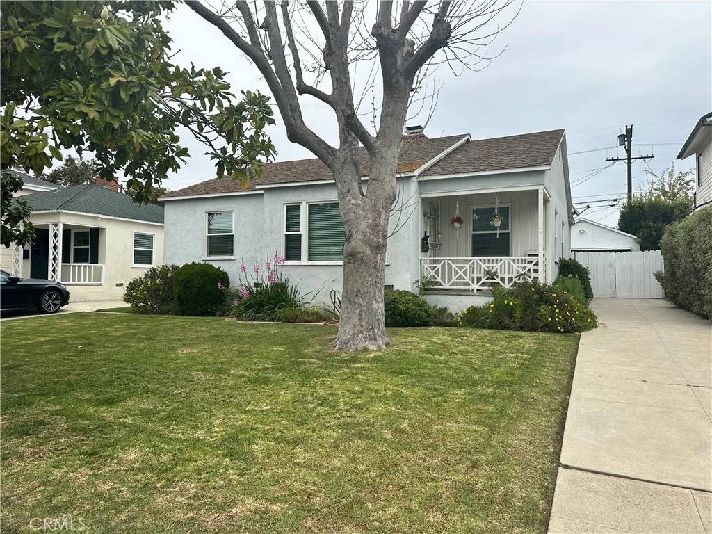 Los Angeles, CA 90045,7836 Dunbarton Avenue