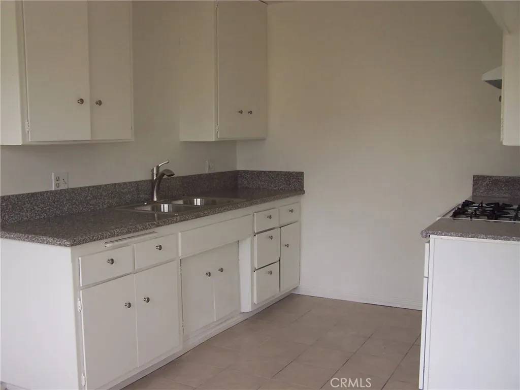 Redondo Beach, CA 90278,2616 Gates Avenue