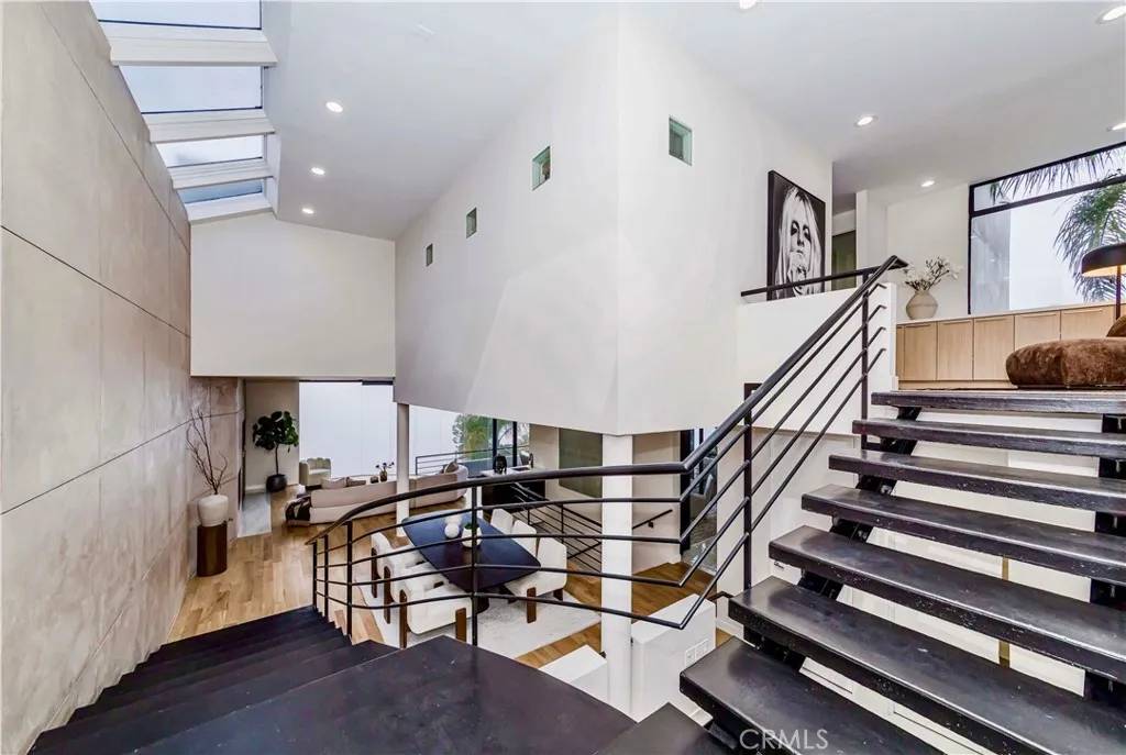 Laguna Beach, CA 92651,1195 La Mirada Street