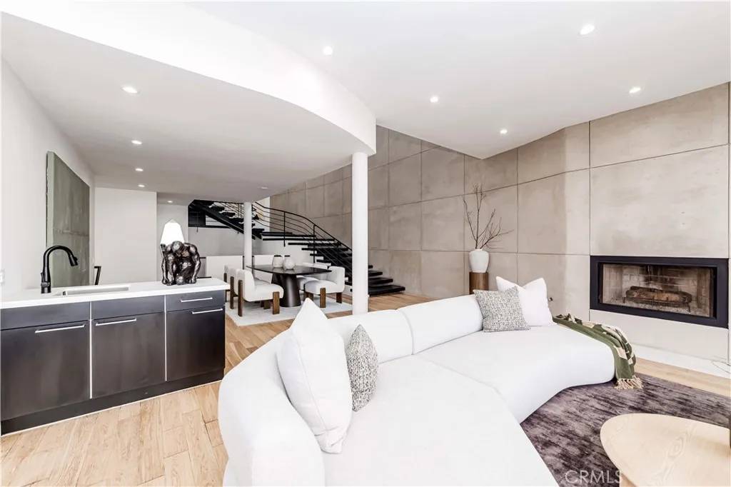 Laguna Beach, CA 92651,1195 La Mirada Street