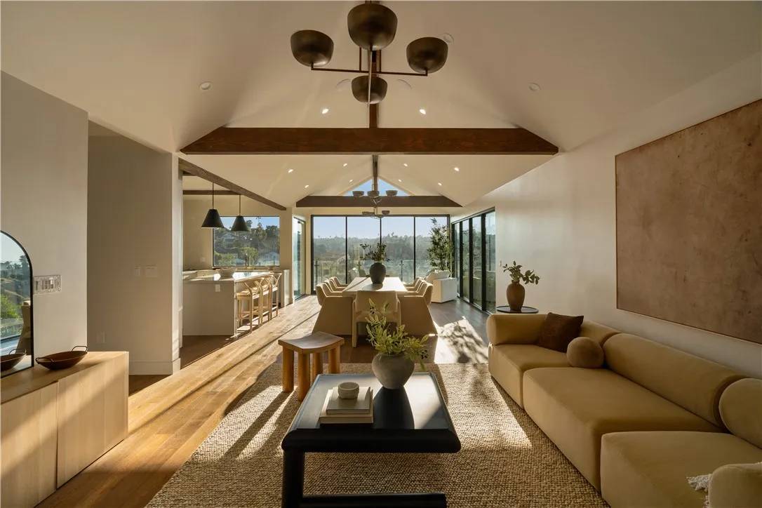 View Park, CA 90008,3733 Northland Drive