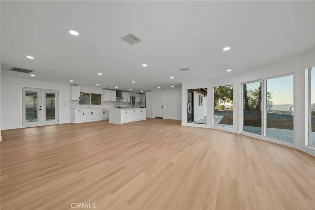 Valley Center, CA 92082,32336 Cole Grade Road