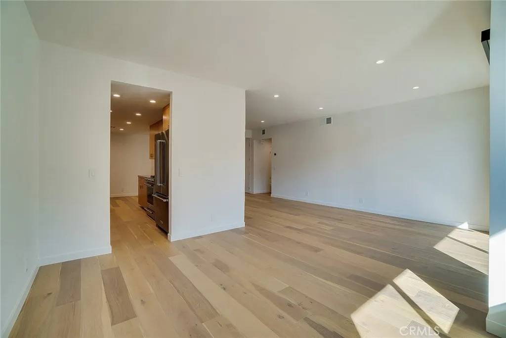 Marina Del Rey, CA 90292,5100 Via Dolce #101